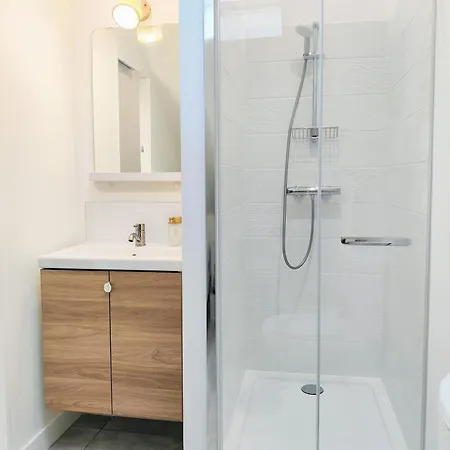 Apartment Joli Mansarde Au Calme - Le Jardin De L'eveche A Votre Fenetre *