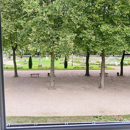 Joli Mansarde Au Calme - Le Jardin De L'eveche A Votre Fenetre Apartment