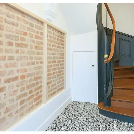 Apartment Joli Mansarde Au Calme - Le Jardin De L'eveche A Votre Fenetre