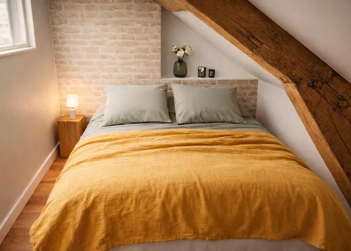 Διαμέρισμα Joli & Mansarde - Le Jardin De L'eveche A Votre Fenetre Lisieux